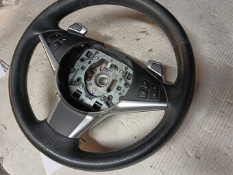 Sport paket volant s pádly pro BMW e60 e61
