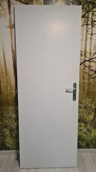 Bílé interiérové dveře levé 70
