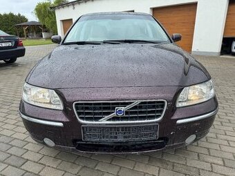 Volvo S60 D5 136kW + nová STK , závada