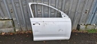 Prave predni dvere skoda rapid 5JA831312
