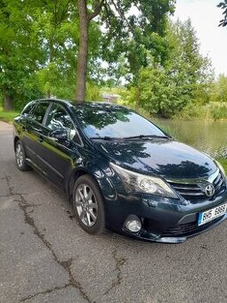 Toyota avensis 2. 0 D4D