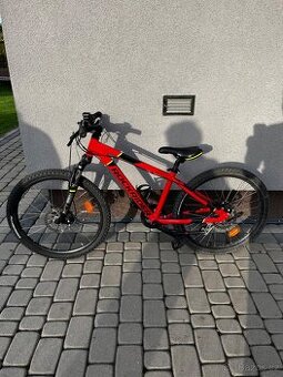 Horské kolo Rockrider ST990