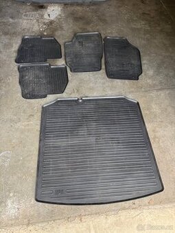 Fabia 1 Combi - gumove koberce + vana do kufru