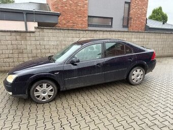Ford Mondeo 1.8i