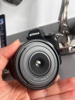 Nikon 26 mm 2.8 z
