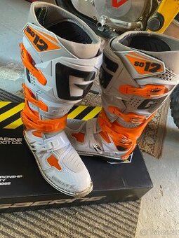 Gaerne SG12