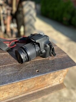 Canon EOS 1200D