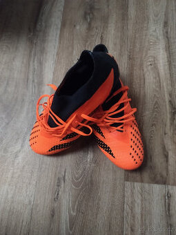 Kopačky adidas Predator Accuracy. 1 FG (41 1/3)
