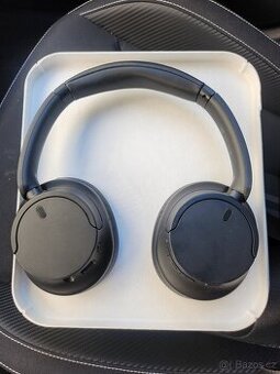 Sony Noise Cancelling WH-CH720N, černá