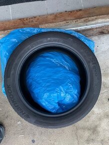 Letní Hankook Ventus S1 evo2, 245/45 R18 100Y, 4,5 mm - 2 ks
