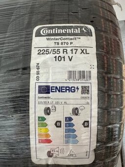 Continental 225/55R17 xl 101V