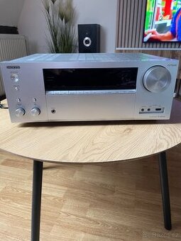 Onkyo TX-NR676E