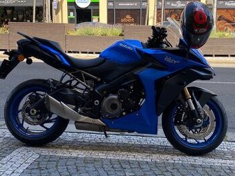 Suzuki GSX- S 1000GT