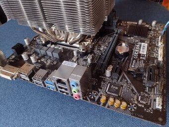 I3-10100, 32GB DDR4/3200, H510m, 512GB M2