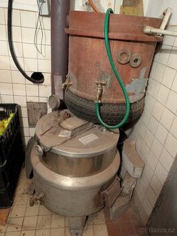 Měděný kotel 125 l, deflegmátor, chladič, odstředivka