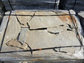 Přírodní kámen na obklad