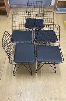 Nové jídelní židle