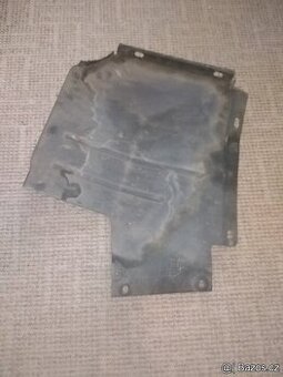 Škoda 105,120 Plech pod Motor