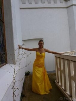 Společenské šaty velikost 32-36 ples,taneční,svatbu