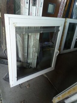 Okno plastové, 114x124