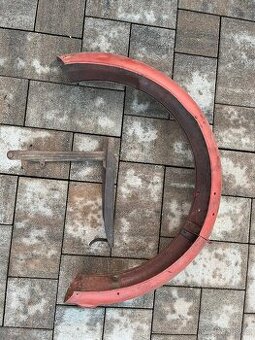 Zadní blatník Jawa Pérák