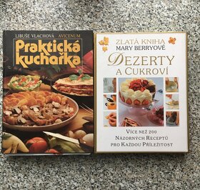Kuchařky Dezerty a cukrovi