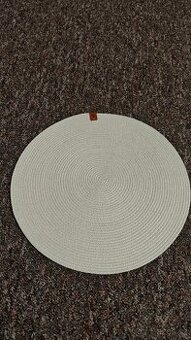 Okruhle prostíraní - 1