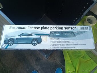 Podložka pod RZ s parkovacími senzory