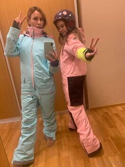 Lyžařská/snowboardová kombinéza pro teenagery a ženy
