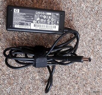 Nabíječka / adaprét HP  65w široká koncovka více ks