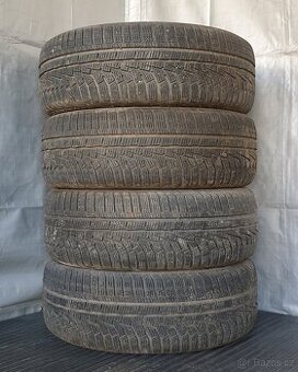 Zimní pneumatiky Hankook 215/60 R16 č. AP286
