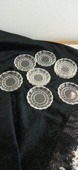 Křišťálové talířky