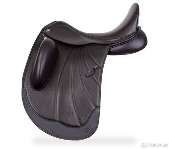 Sháním drezurní sedlo Rhodé