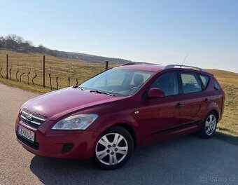 Kia Ceed 1.4 16V 77KW/105 koní R.V.11/2008