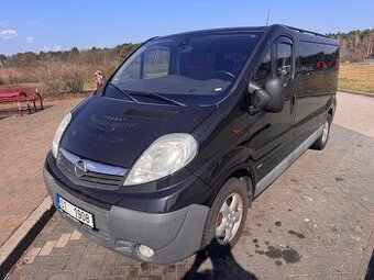 Opel Vivaro 2.0CDTI 84Kw Tour L2H1 8.Míst