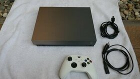 Xbox One X 1 TB /1X JOYSTICK - 1