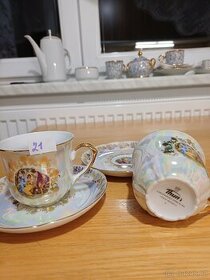 Porcelánové šapo s podšálkem, listr-gold