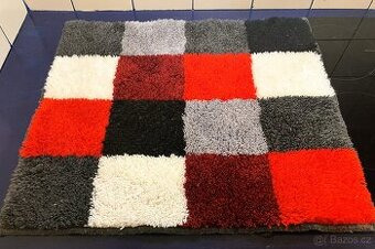 Prodám novou koupelnovou předložku (koberec) firmy GRUND