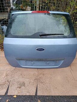 Ford Fusion facelift - přední nárazník, světlo, kapota, dveř