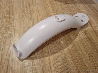 Zkrácený blatník na Xiaomi Scooter (bílý)