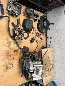 Díly cbr 125 r 2008