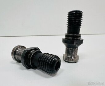 Čep tažný SK40 M16 vrtaný (90ks) - 1