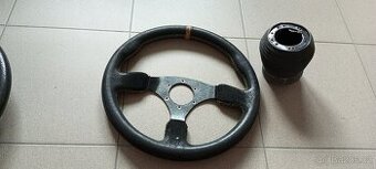 Sportovní volant s nábou Opel