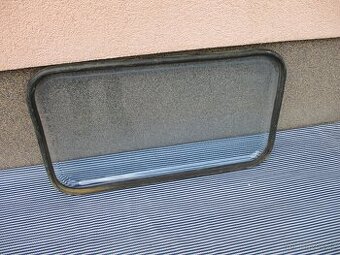 Neotvírací okno č. 2524