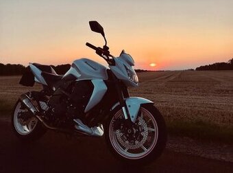 Kawasaki Z750