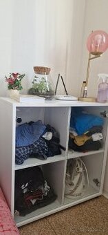Skříňka, Vitrína Ikea
