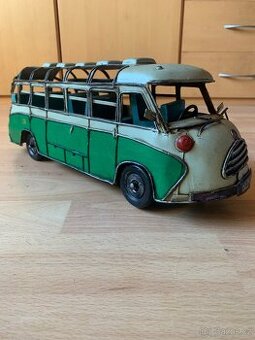 Retro hračka starý Autobus