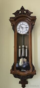 TŘÍZÁVAŽOVÉ STAROŽITNÉ PENDLOVÉ HODINY