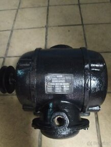 Retro elektromotor Škoda