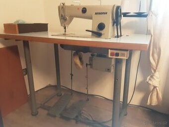 Šicí stroj Minerva